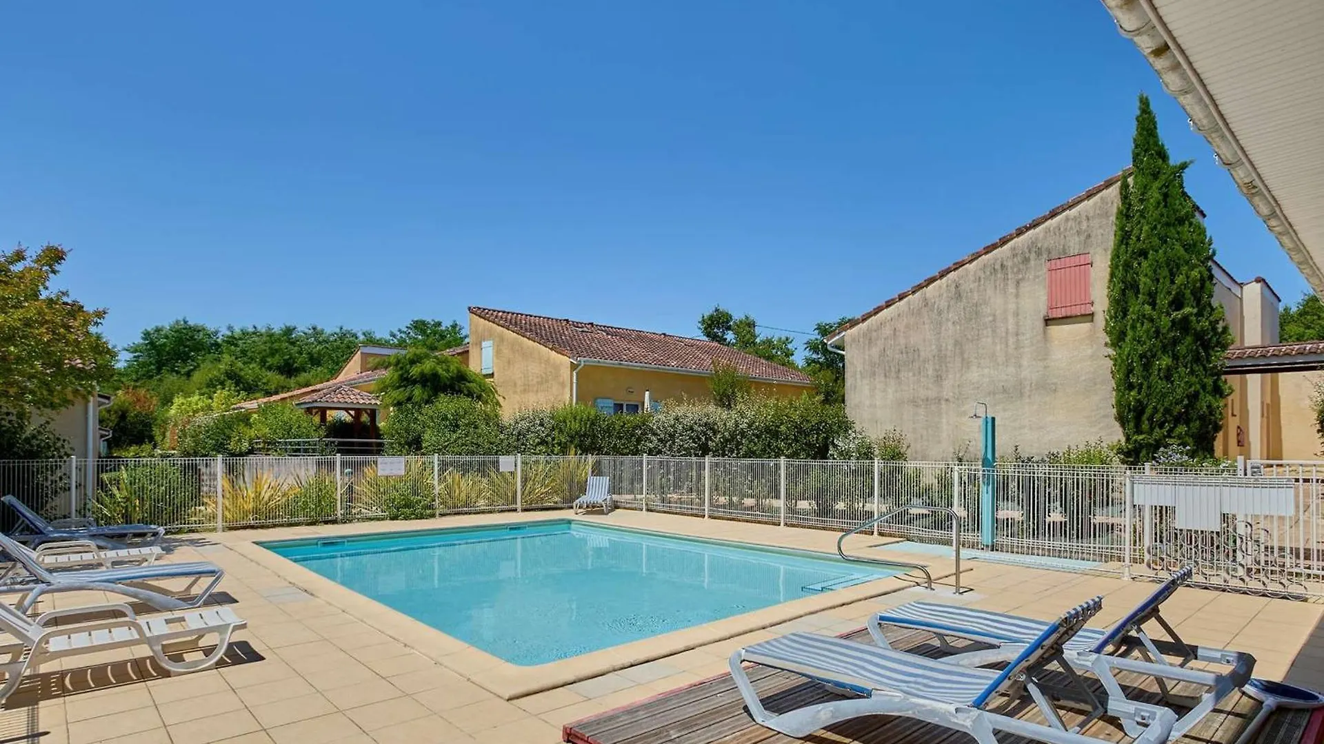 شقة Joli T2 A Barbotan Avec Terrasse Et Jardin - Fr-1-841-32 0*, باربوتان ليه ثيرميس
